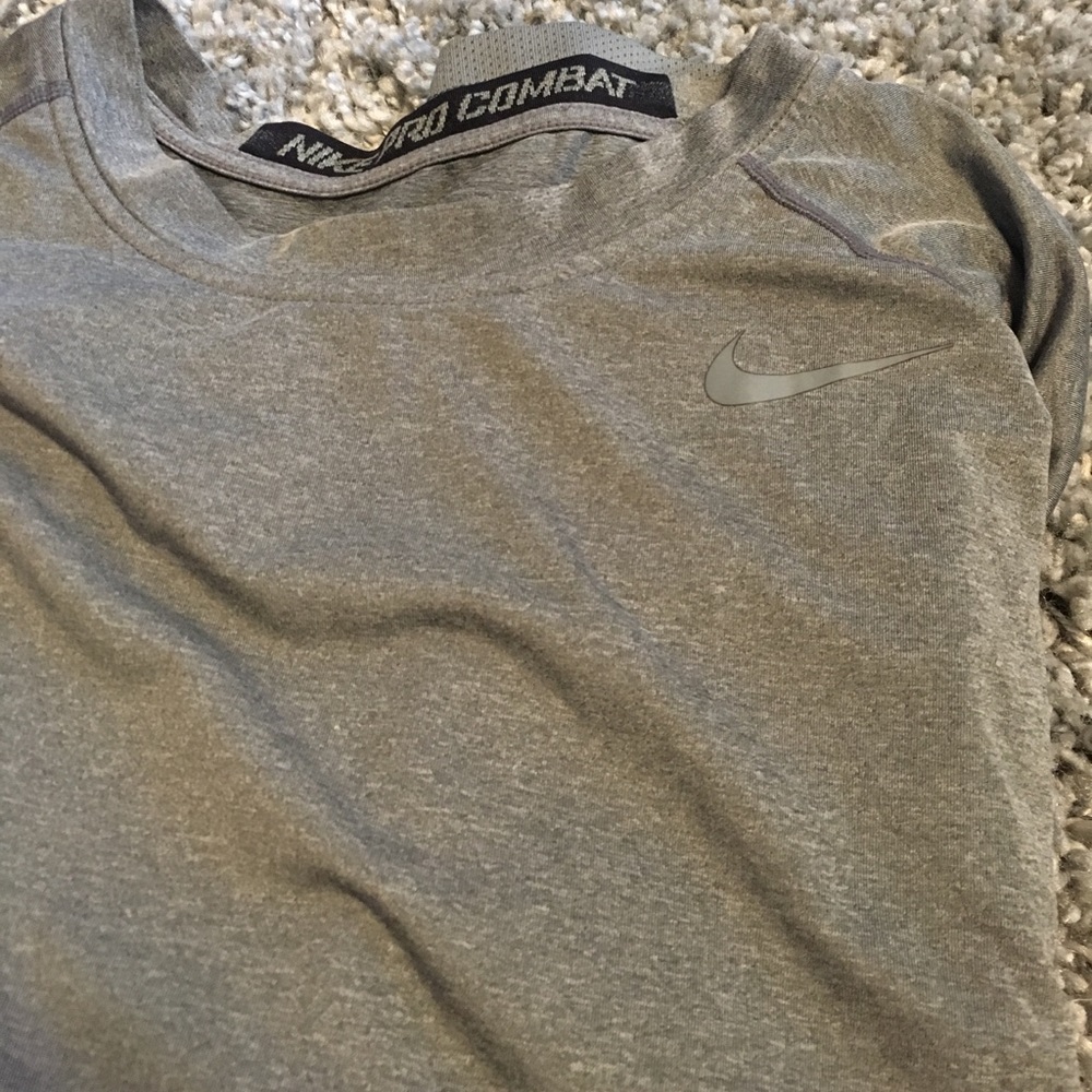 Men’s Nike Shirt